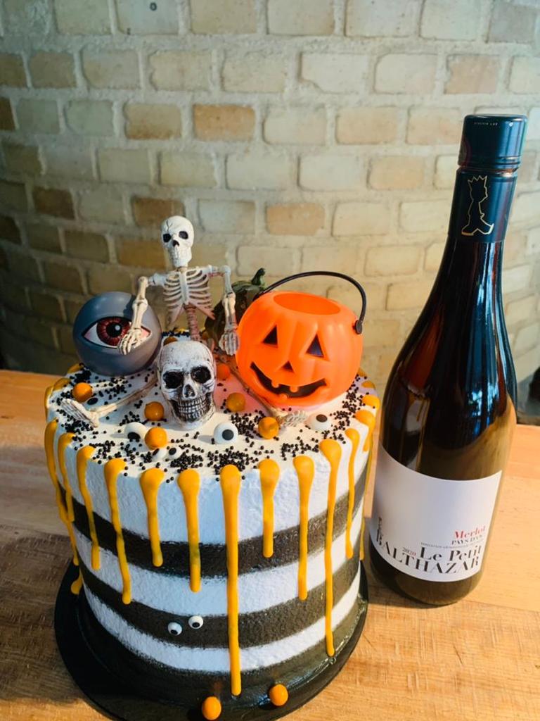 Cake Halloween - vino tinto