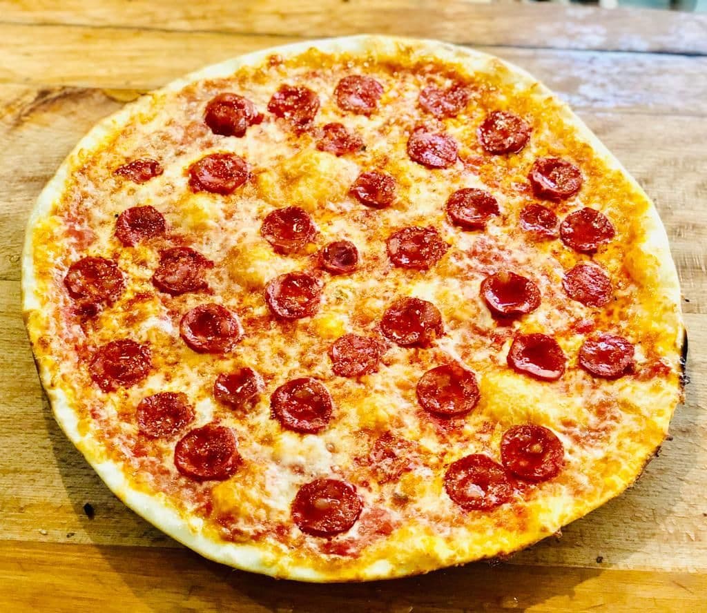 Pizza de chorizo